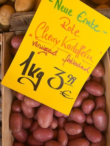 Kartoffel Stand Frankfurt Wochenmarkt Südbahnhof 